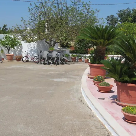 别墅 Trulli Di Nonna Marietta